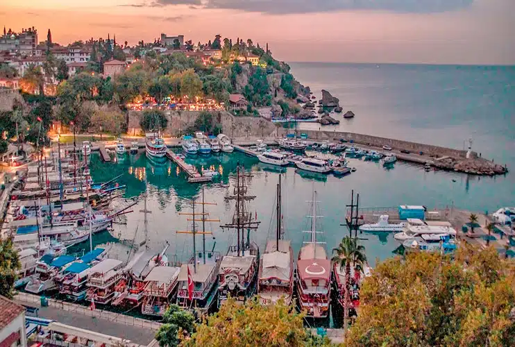 Antalya.jpg